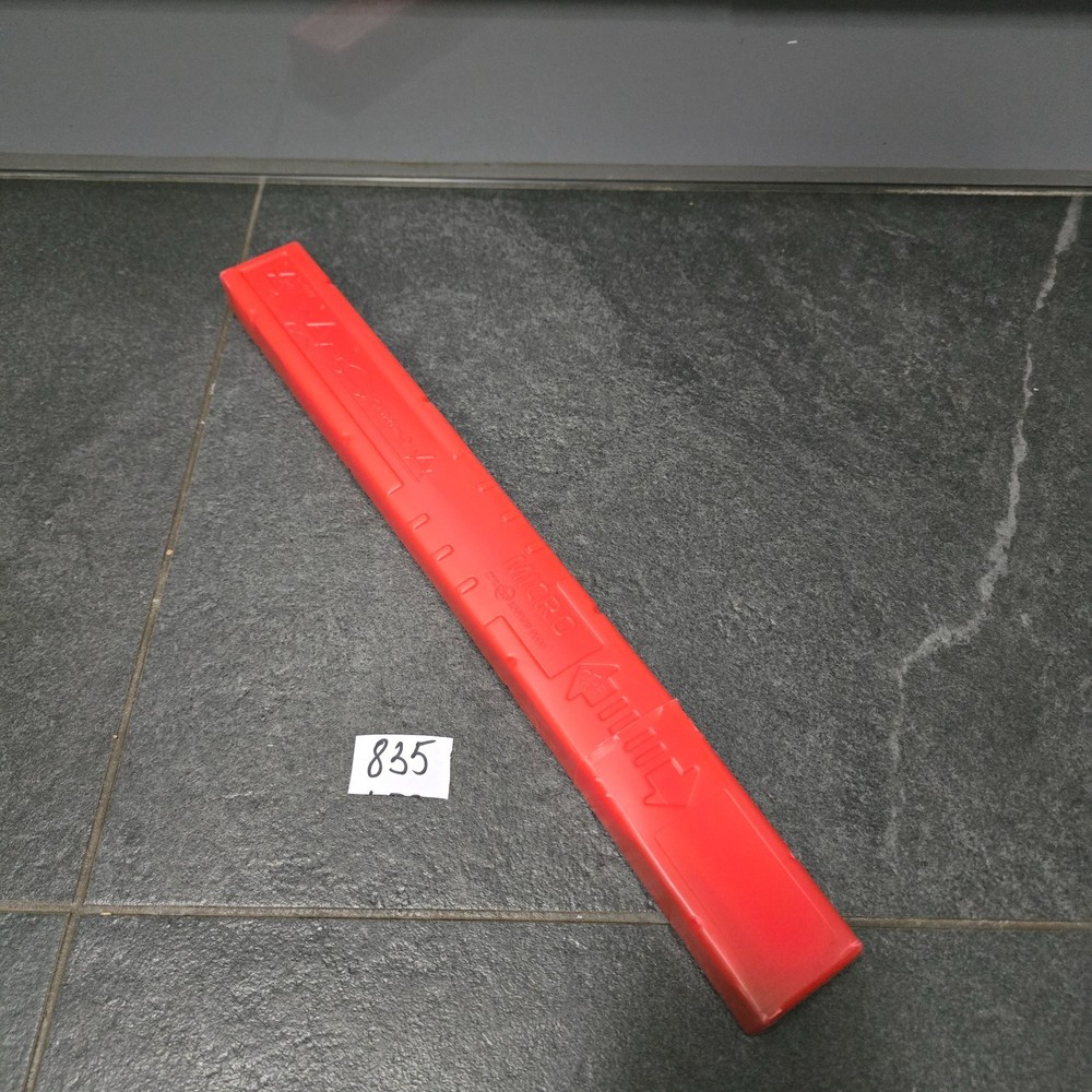 TOYOTA RAV 4 HAZARD WARNING TRIANGLE E13150R00