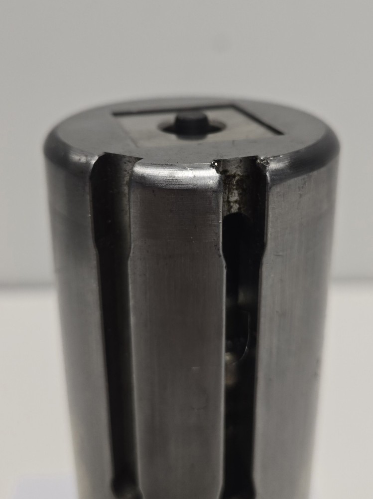 AMADA TOOL PUNCH ASSEMBLY .8750 x .8750 SQUARE.