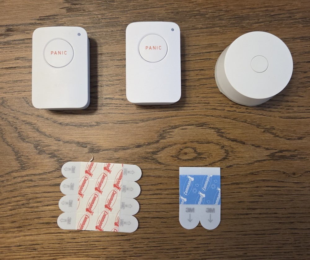 SimpliSafe Alarm System. Many Extra Devices Included