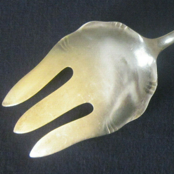 silverplated Victorian serving fork EUDORA 1888 Towle Mfg. Co. Clough server