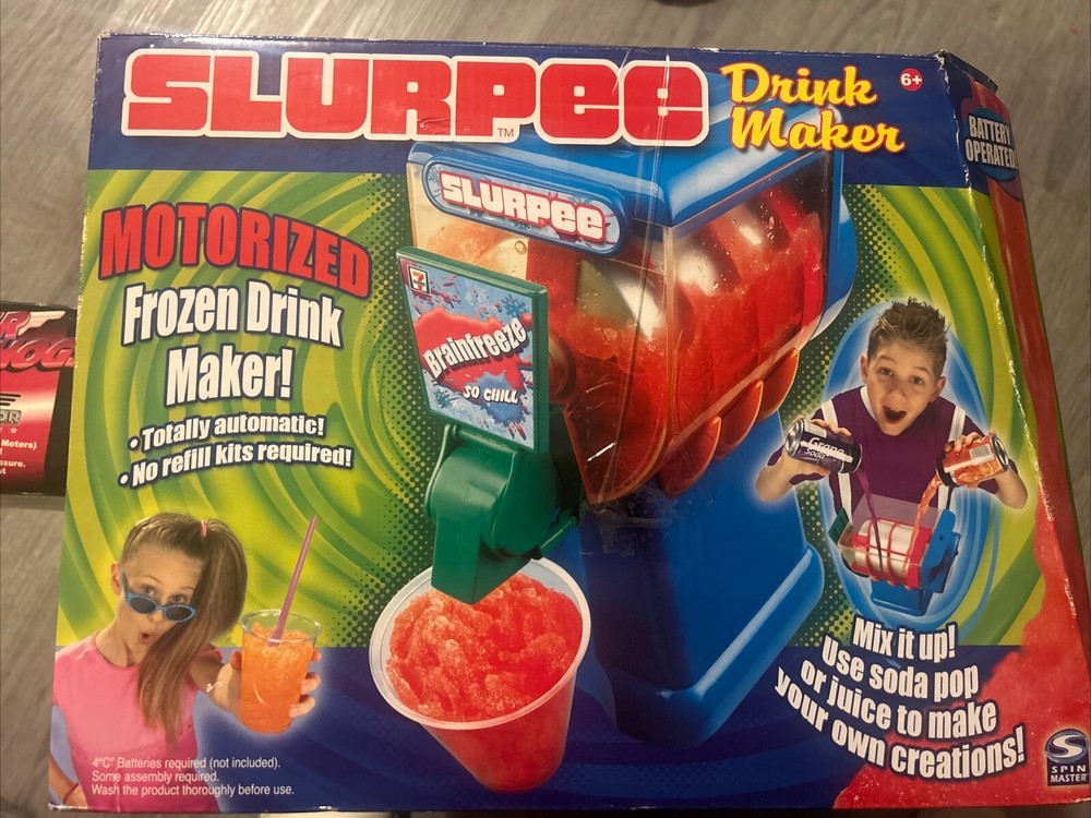 New SLURPEE Motorized Frozen Drink Maker Machine 7-Eleven Spin Master