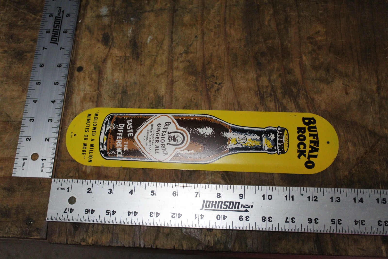 RARE 1950s BUFFALO ROCK GINGER ALE SODA STAMPED PAINTED METAL PUSH DOOR SIGN