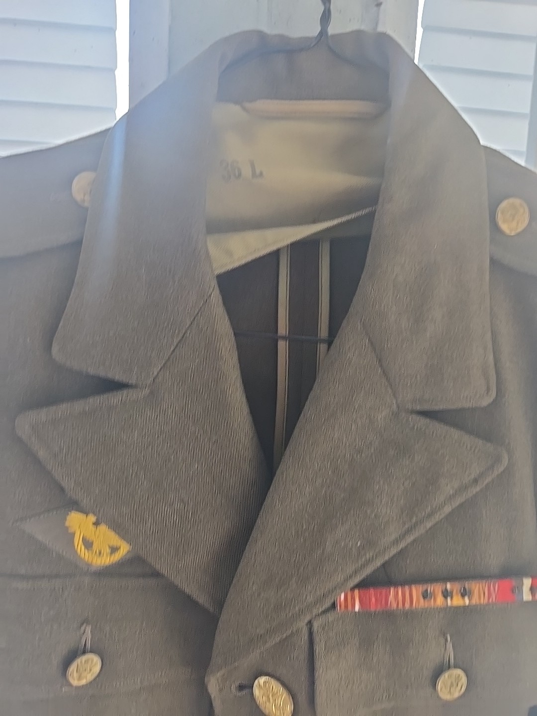 LOOK WW2 Army Tech Sergeant IKE EISENHOWER JACKET AND HAT
