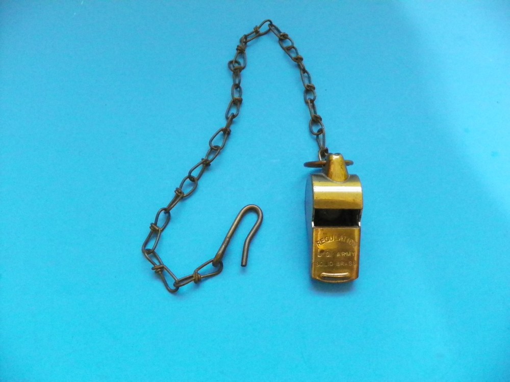 WWII ORIGINAL U.S. ARMY REGULATION SOLID BRASS WHISTLE WITH ORIGINAL CHAIN