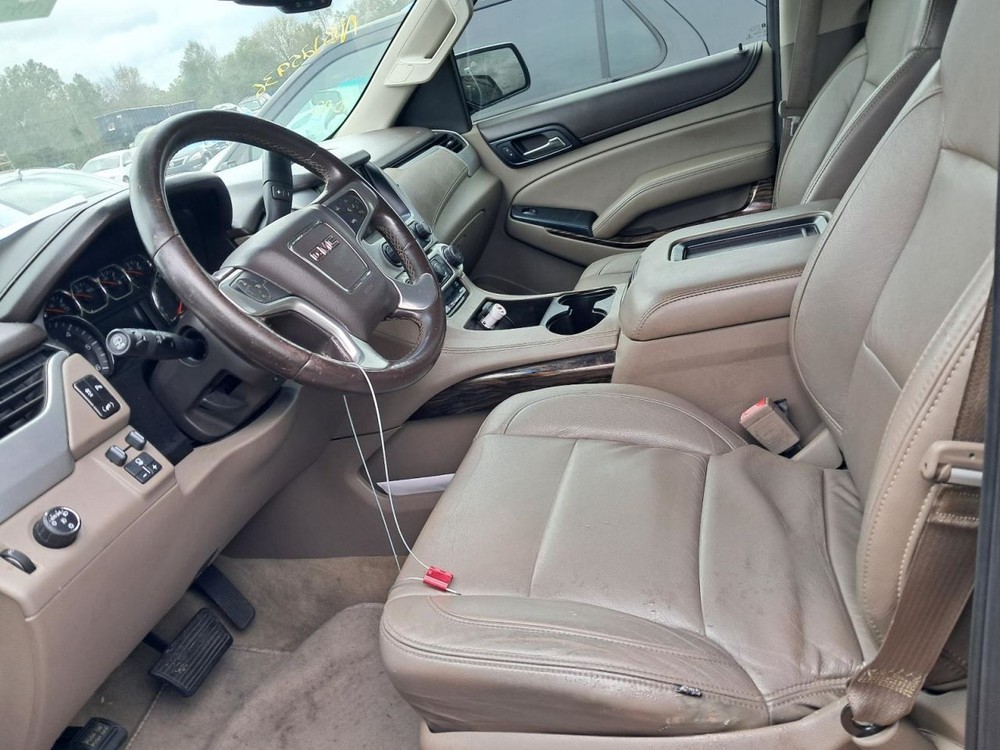 Fuse Box Engine Fits 15-20 ESCALADE 4846366