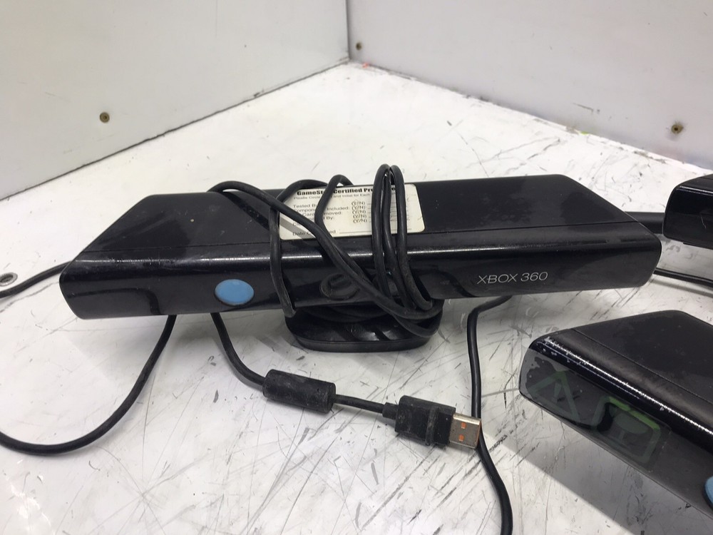 LOT OF 4 Microsoft Xbox 360 Kinect Sensor Black Model 1414 UNTESTED