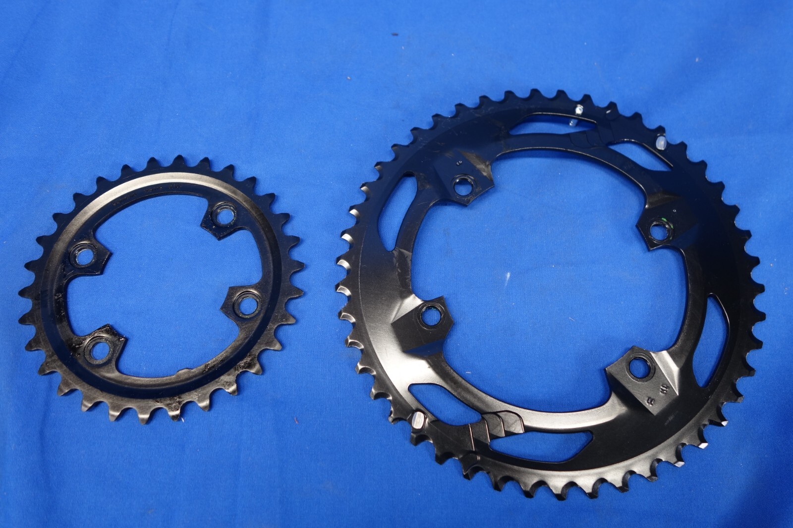 New Shimano GRX 600 Chainring set, 46/30t 11 Speed, FC-RX600, 110/80 PCD