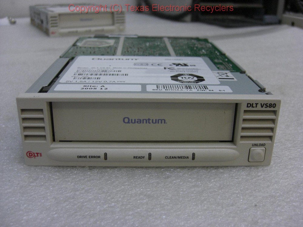 Quantum DLT VS80 bhhaa-ya external tape drive