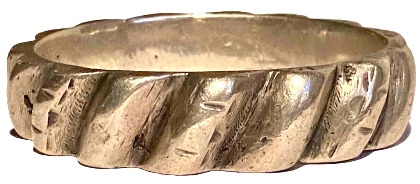 Vintage Ethnic Tribal Artisan Bangle Bracelet, Silver Tone