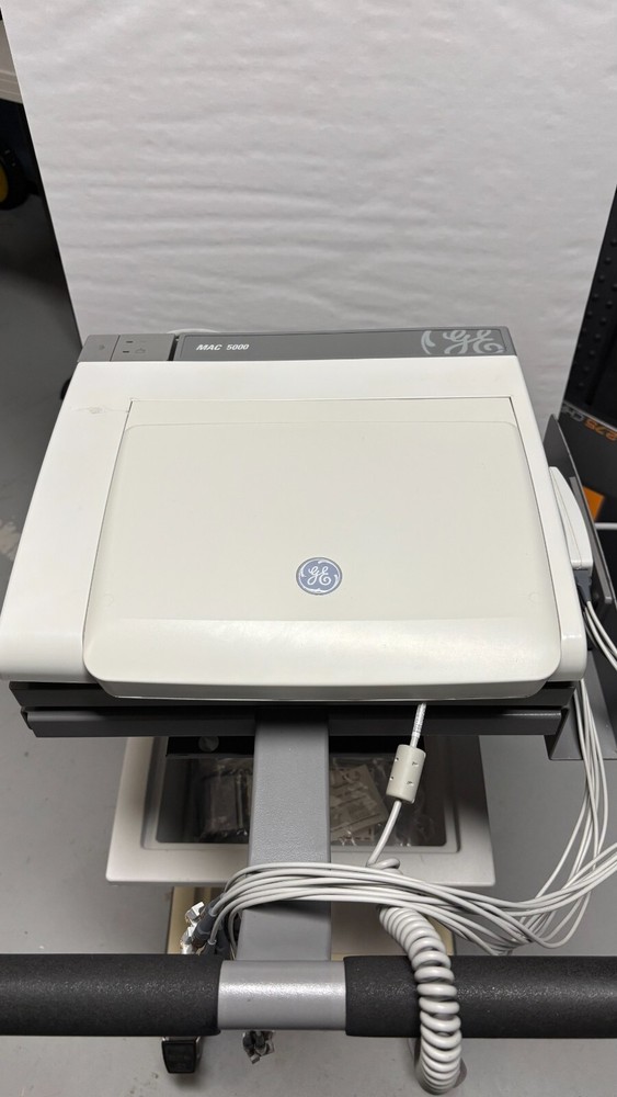 GE MARQUETTE MAC 5000 ECG SYSTEM (#2922)