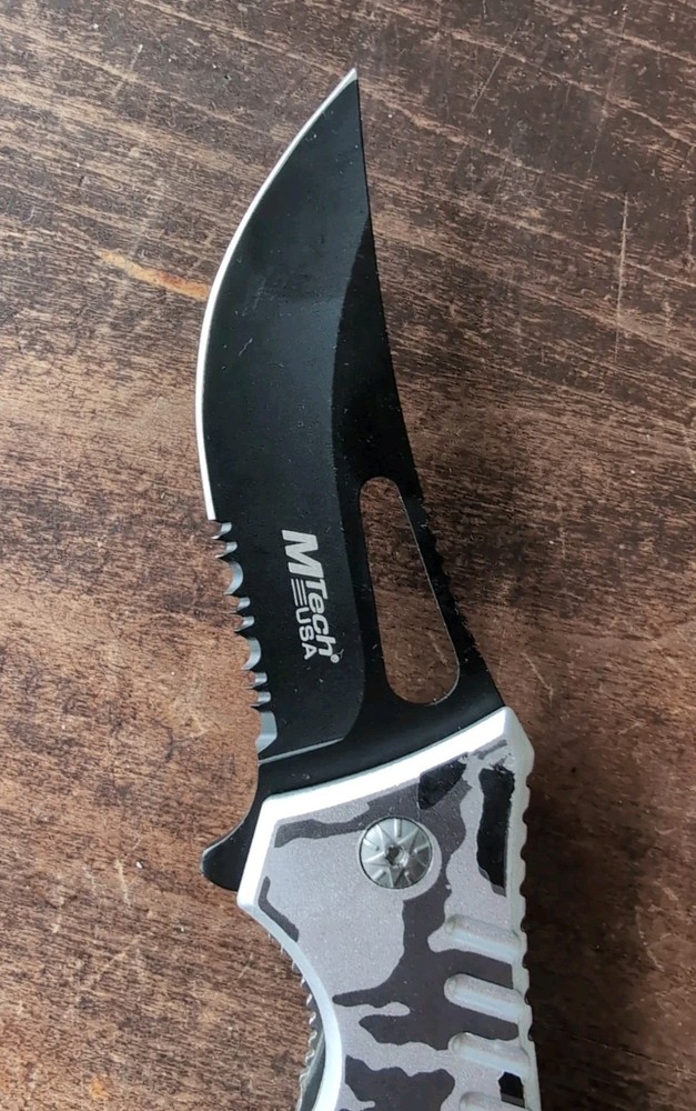 MTech Tactical Tomahawk MT-AXE8B And MT-758DW Lock Blade Knife