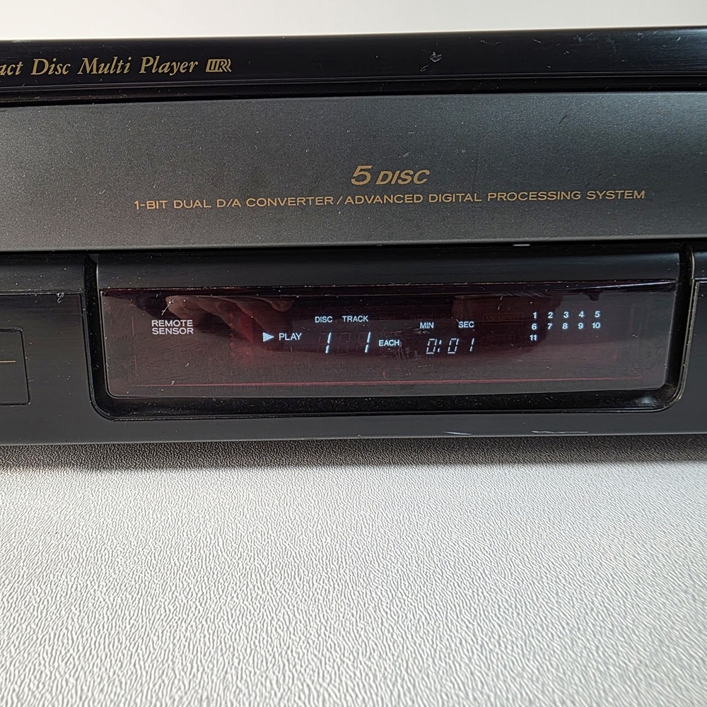 Teac PD-D1260 CD Changer No Remote Tested