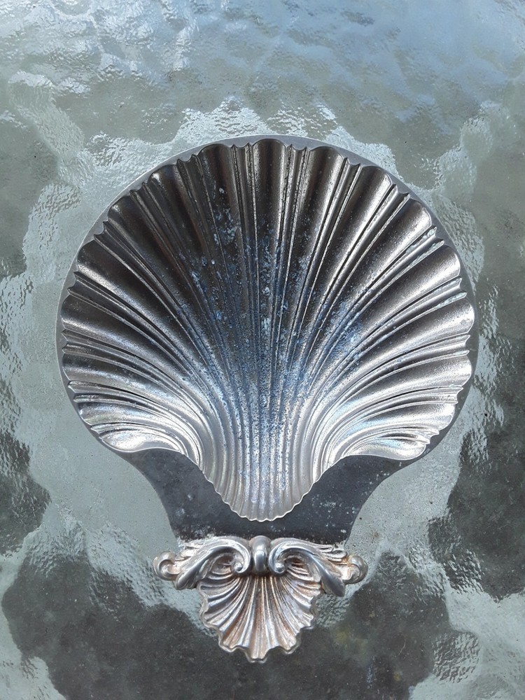 Sheffield silerplated Shell dish 1700-1800