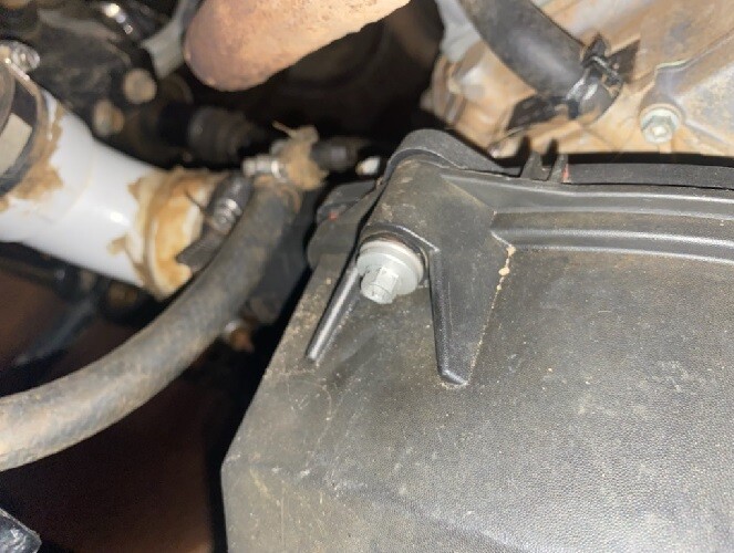 Can-Am Outlander Renegade 400 500 650 800 Clutch Cover Screw Bolt - 420440568