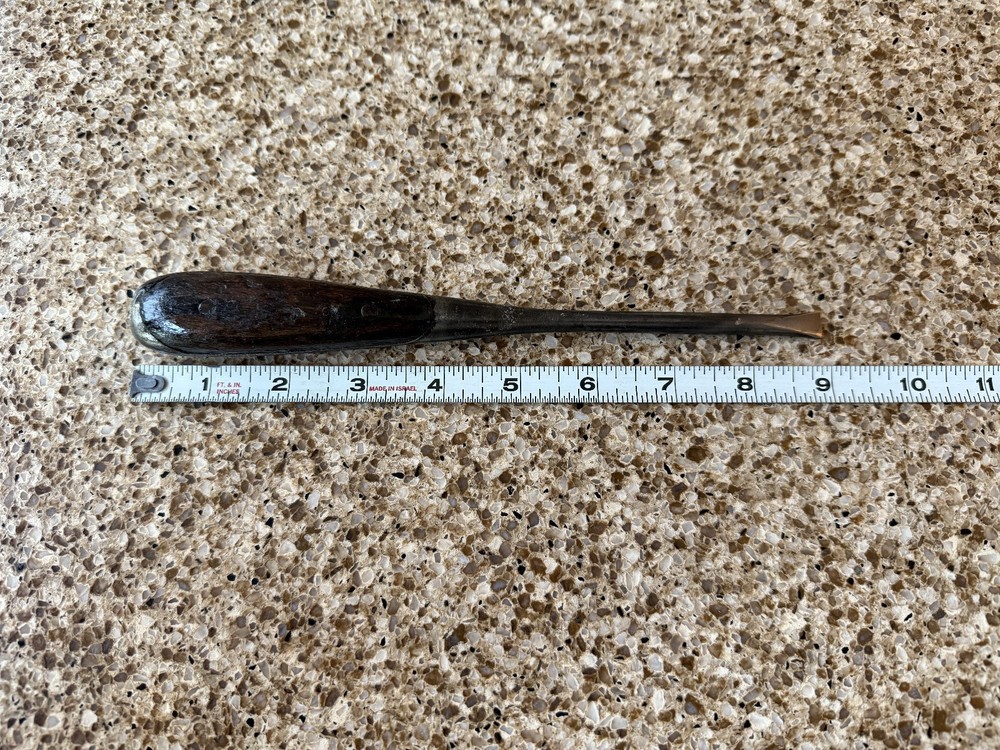 Vintage Perfect Handle 9-1/4” Slotted Flathead Screwdriver