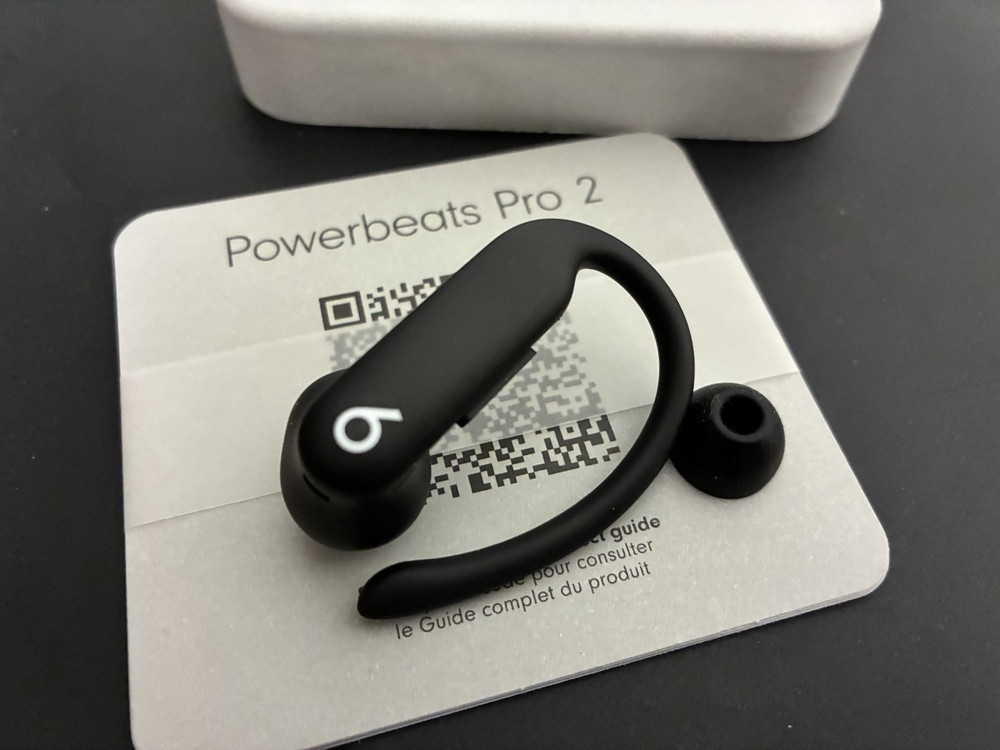 Original Powerbeats Pro 2 Bluetooth Earbud A3158 Left Side ( L ) - Excellent