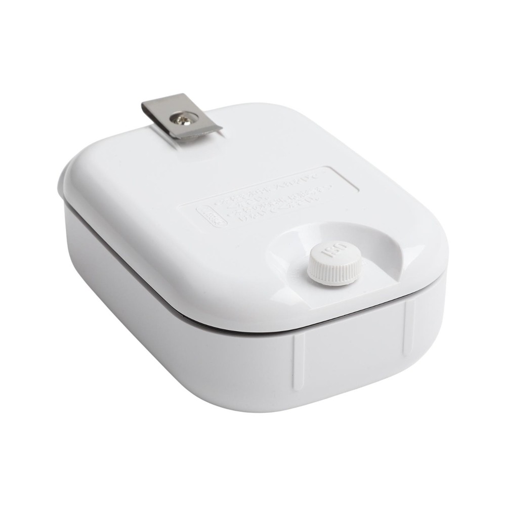 Fishing Oxygen Pump with Waterproof Design and Convenient Hook Attachment