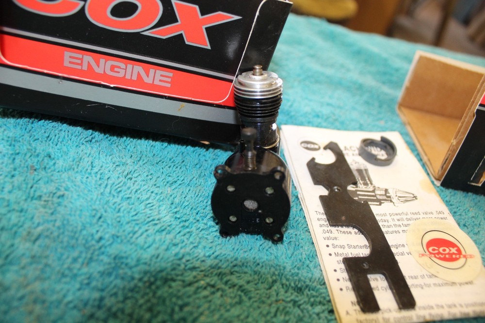 Cox, .049 Black Widow, Vintage Nitro Airplane Engine