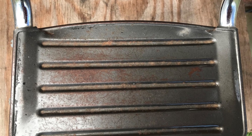 VINTAGE GRISWOLD TWO STEP STOOL