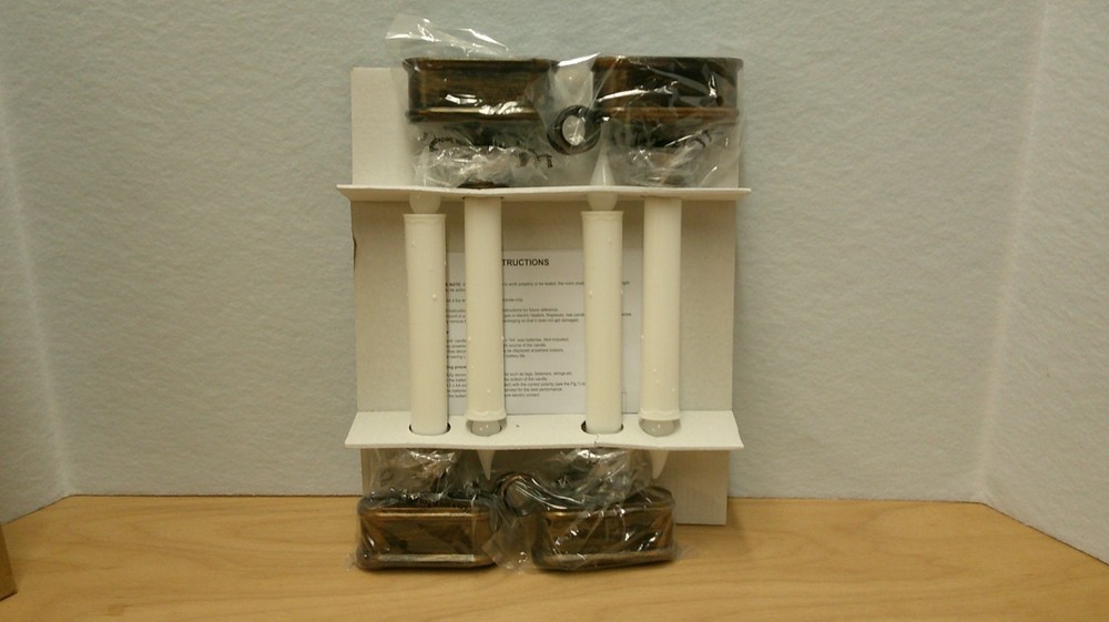LED - Light Sensor Window Candles - 4pk