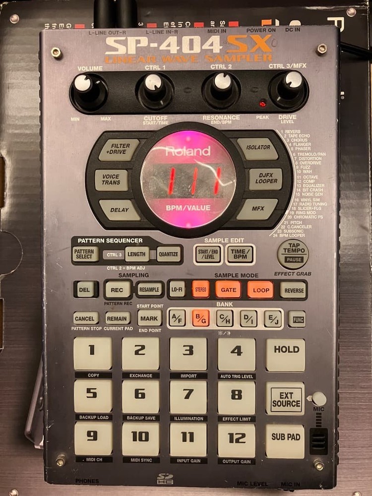 Roland SP-404SX sampler 972145