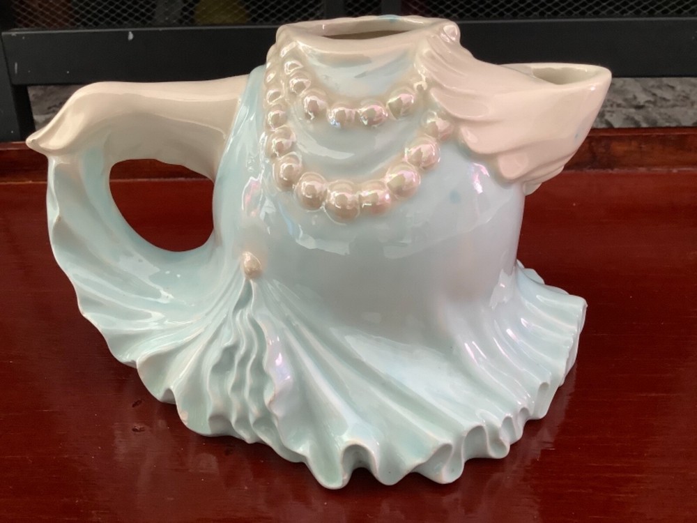 Vintage Hollywood Glamour Unique Teapot mark Bill 1972