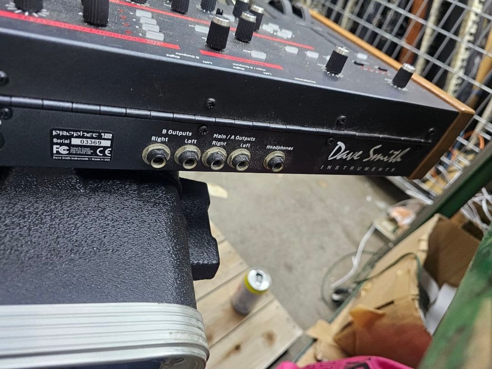 Dave Smith Instruments SEQUENTAL Prophet 12-inch Keyboard Synthesizer