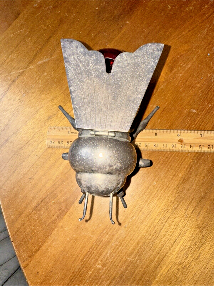 VINTAGE SILVERPLATE RUBY RED GLASS FIGURAL BEE HONEY POT. BY IRONGATE PRODUCTS