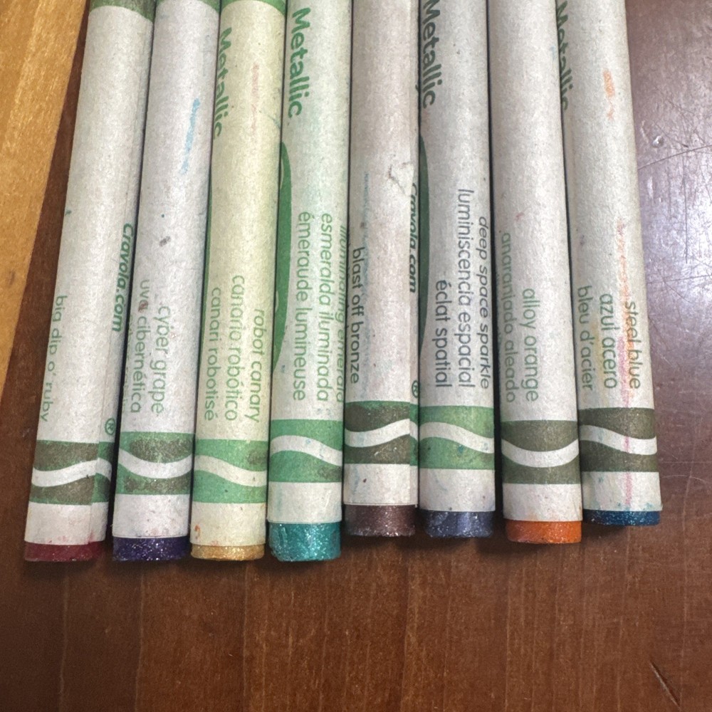 Metallic Crayons 8 Pack Rare Crayons Packaging Gently Used Not Broken