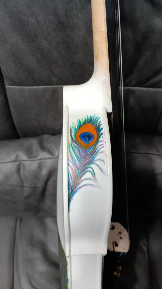 PEACOCK HAND-PAINTED SOLID SPRUCE TOP MAPLE BACK/SIDES VIOLIN 4/4