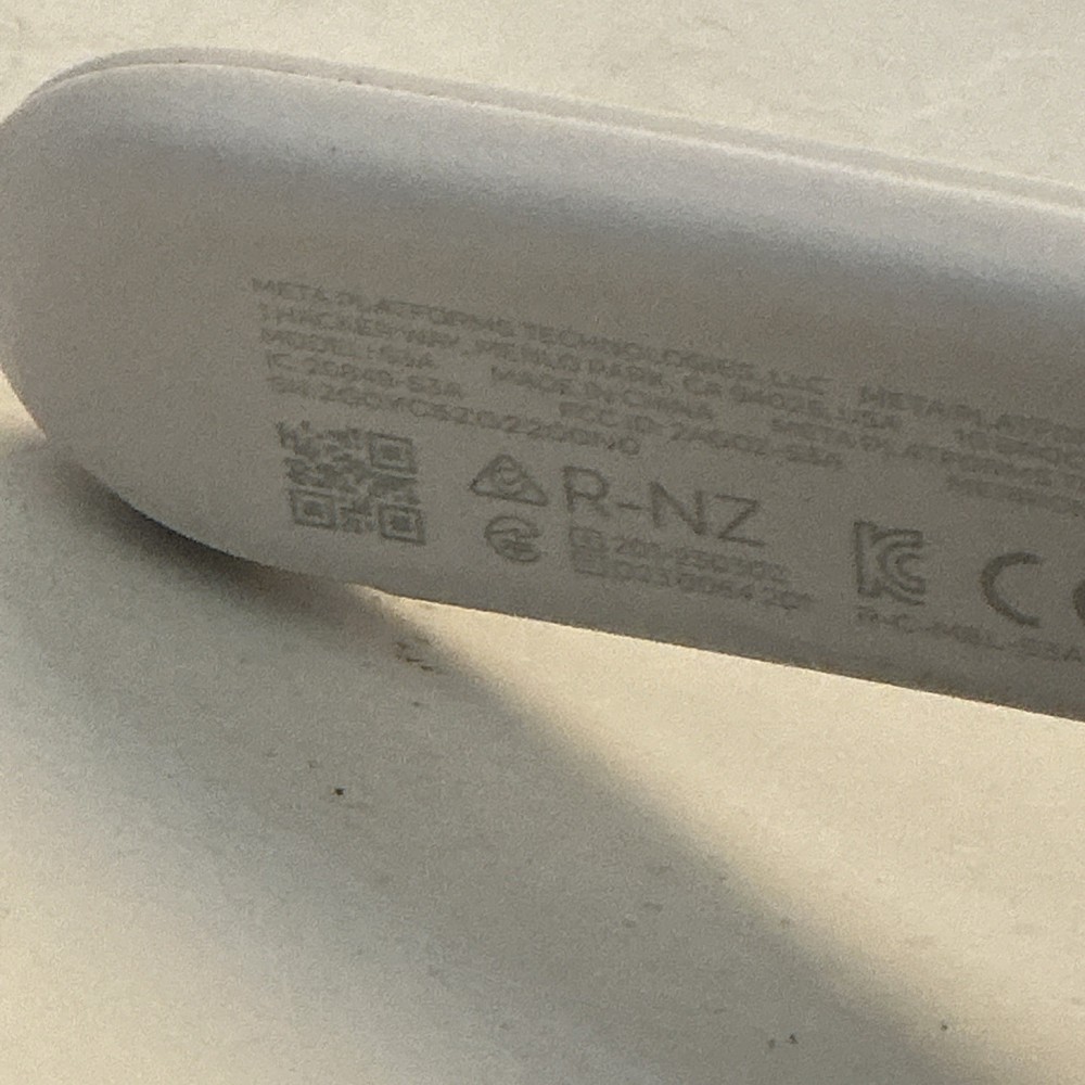 Meta Quest 3 512GB VR Headset Only (0013)- Working-Read Description