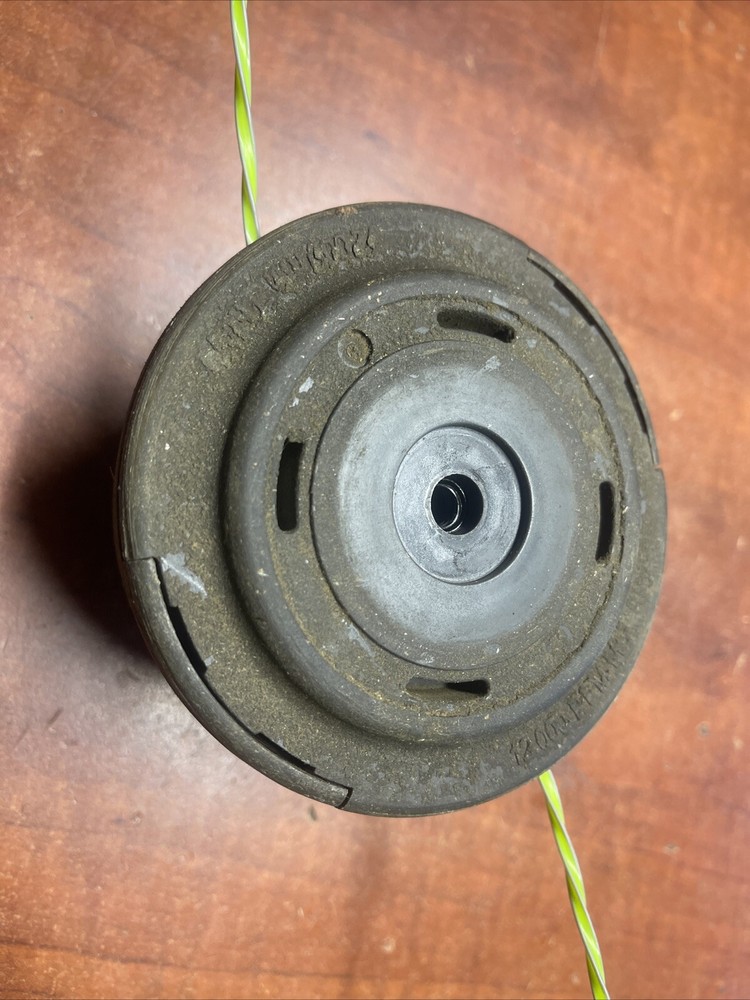 Used OEM Part String Head Assembly For Ryobi P2009 18v Brushless String Trimmer