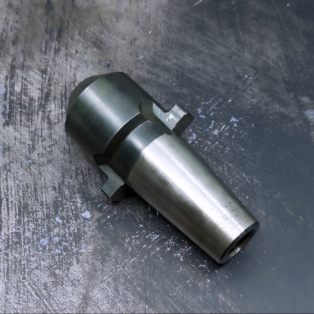 UNIVERSAL ENGINEERING KWIK-SWITCH 200 END MILL HOLDER - 5/8"