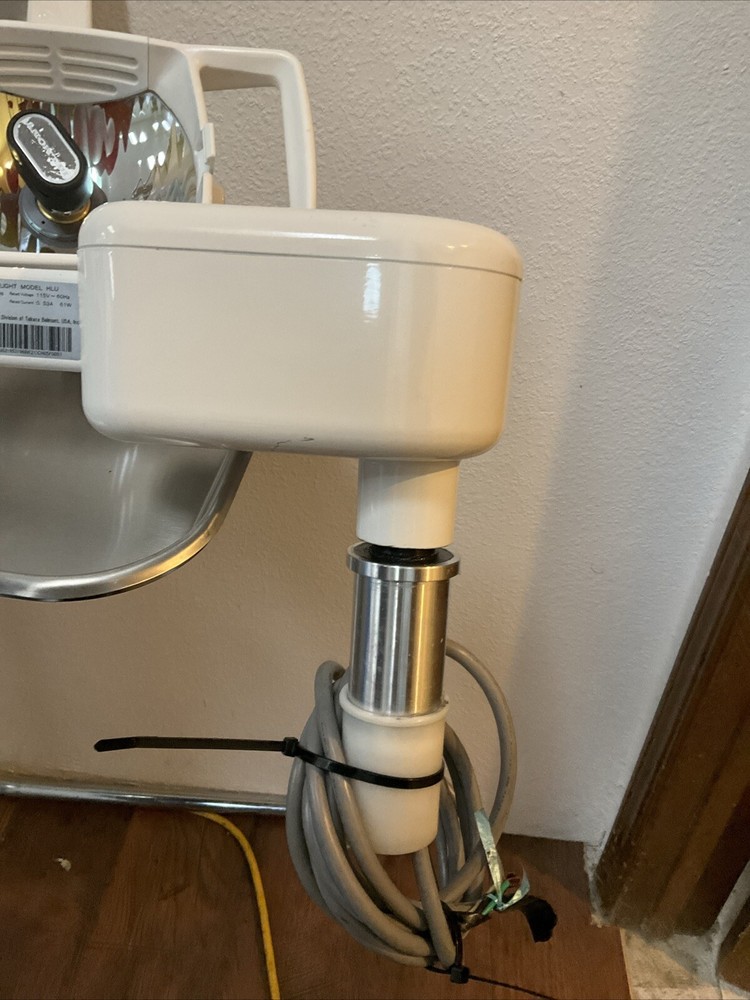 Belmont Dental Light HLU