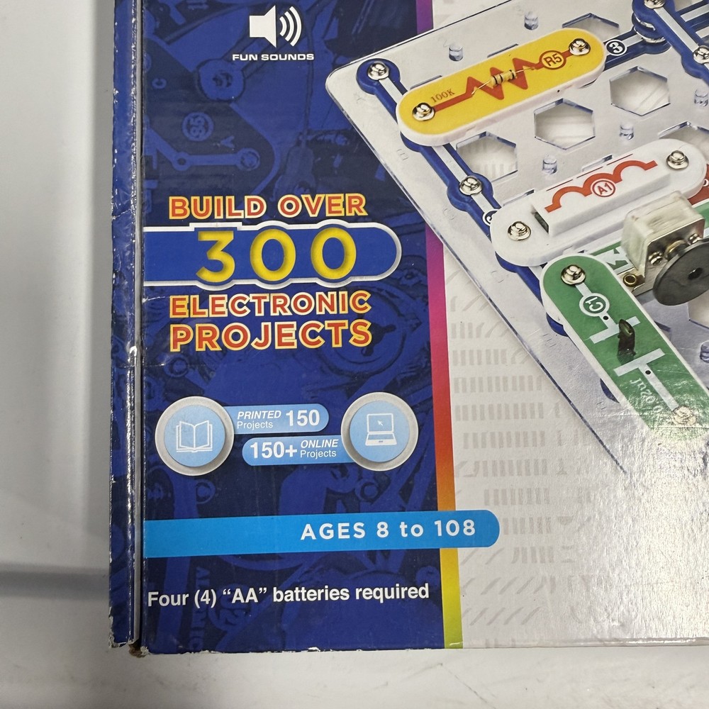 Snap Circuits Classic SC-300 Electronic Projects Learning Kit Toy STEM Ages 8+