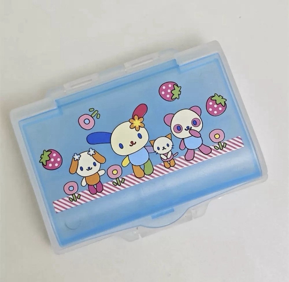 Usahana Pill case