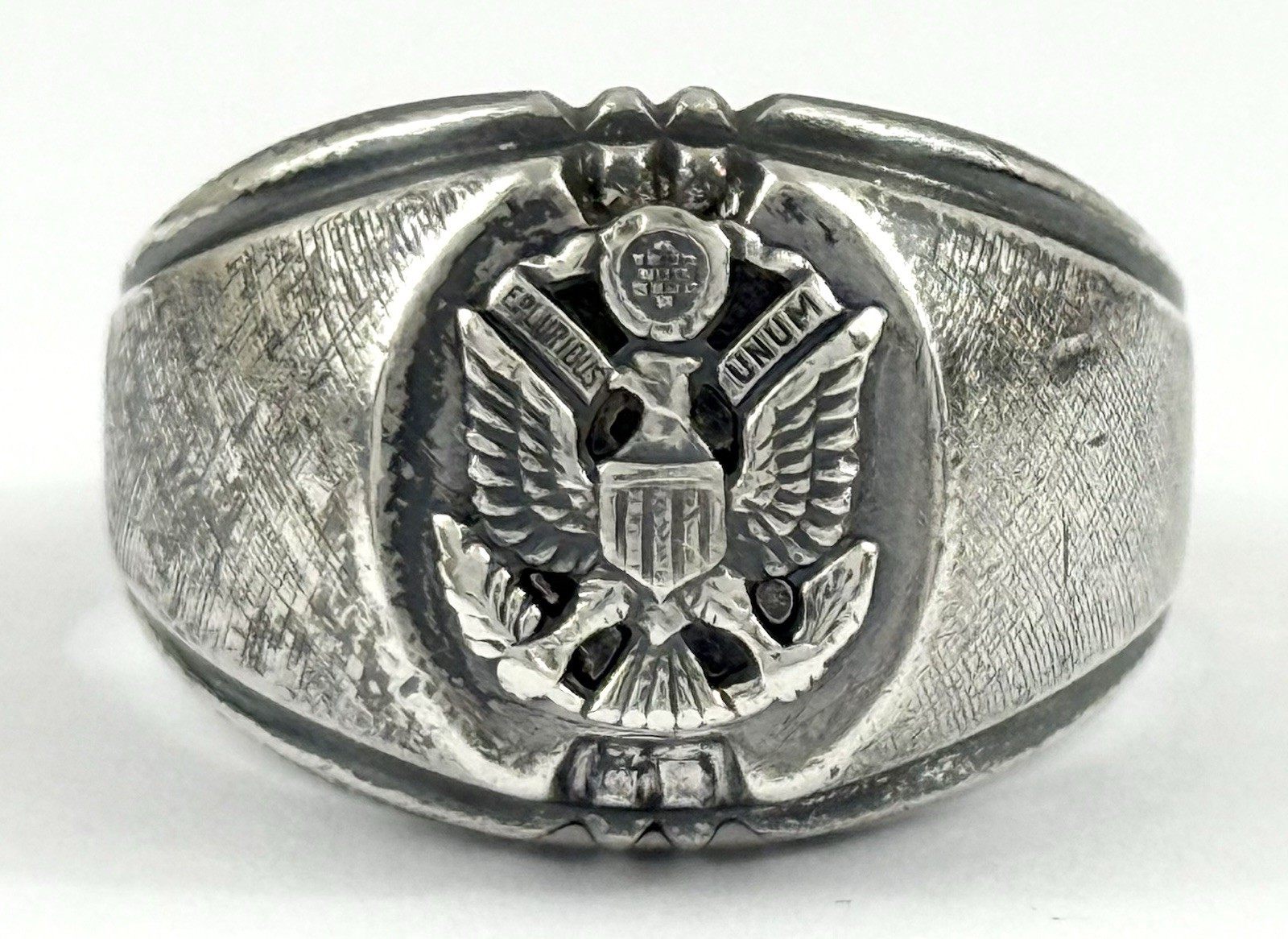 WWII Sterling Silver DEE BEE US ARMY Eagle SIGNET RING 12.3 Grams SZ 9.75