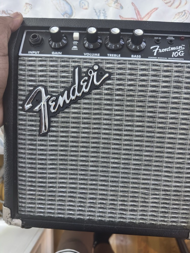 Fender Frontman 10G Solid State Combo Amplifier 10W Practice Electric Guitar