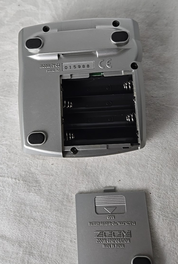 ZOOM PS-02 Palmtop Studio Multitrack Recorder Good w/ Box