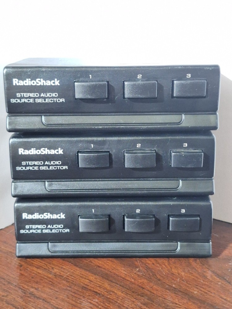 USED Radio Shack 3 Component Stereo Audio Source Selector Model 42-2112