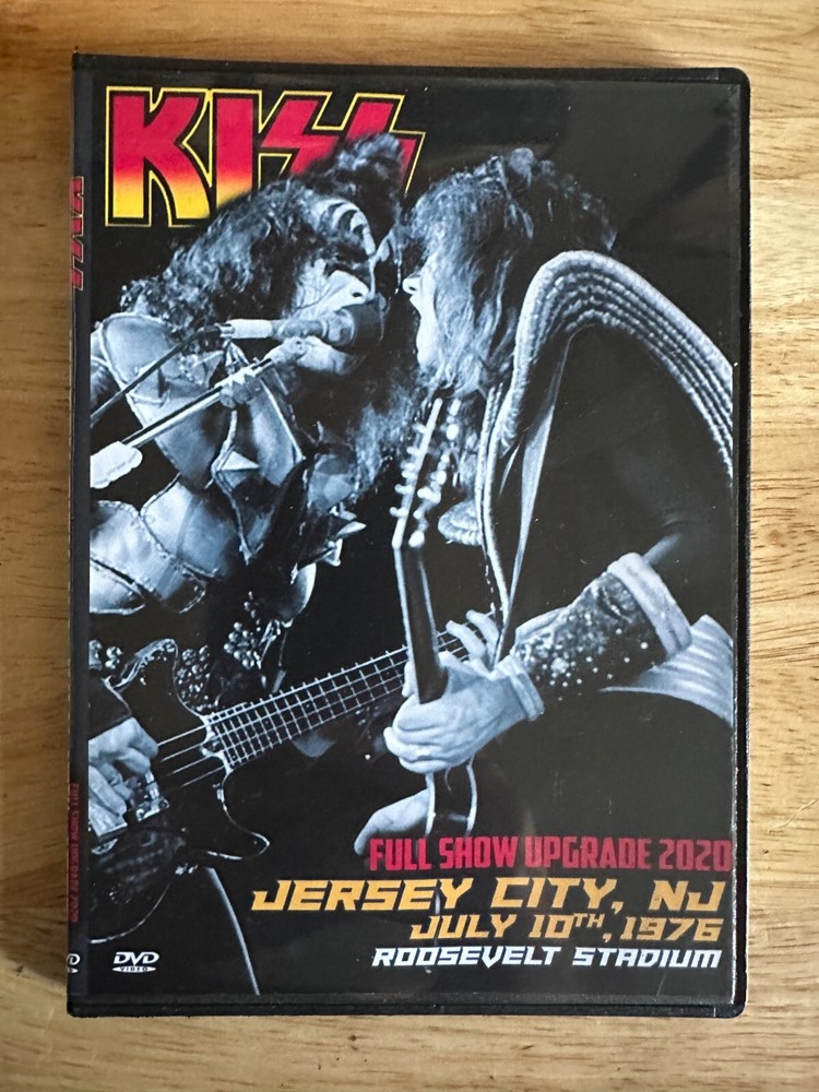 KISS - Jersey Rock City 1976 DVD Live Ace Frehley Peter Criss Gene Simmons
