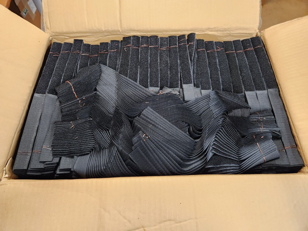 Black 1" x 13.5" Hook & Loop Non-Adhesive Strips - 4000 Quantity