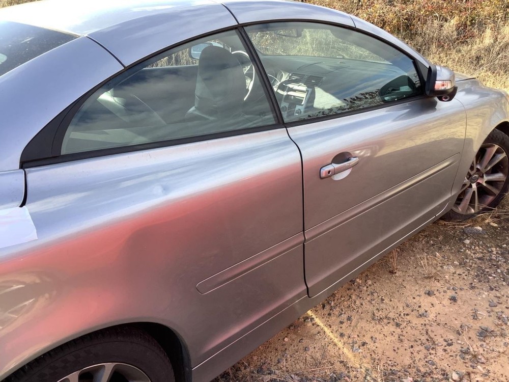 C70 2011 Glove Box 4909487