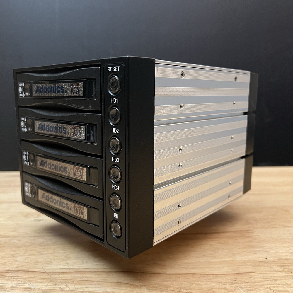 Addonics - Disk Array 4SA Storage Drive Cage