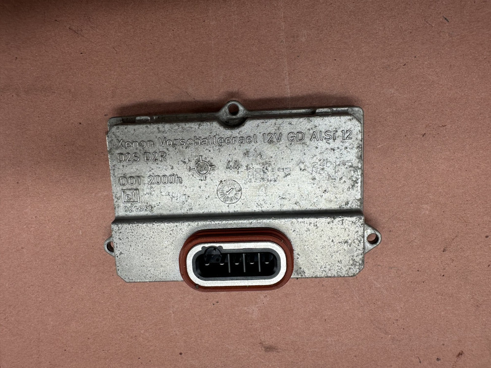 BMW E85 E86 Z4 E60 E65 E53 X5 Hella Xenon Ballast Control Module OEM 124K Miles