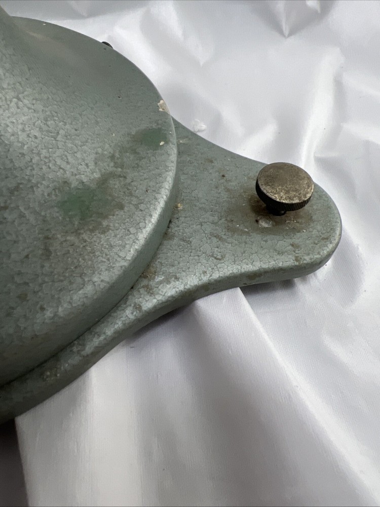 Vintage August Sauter Scale