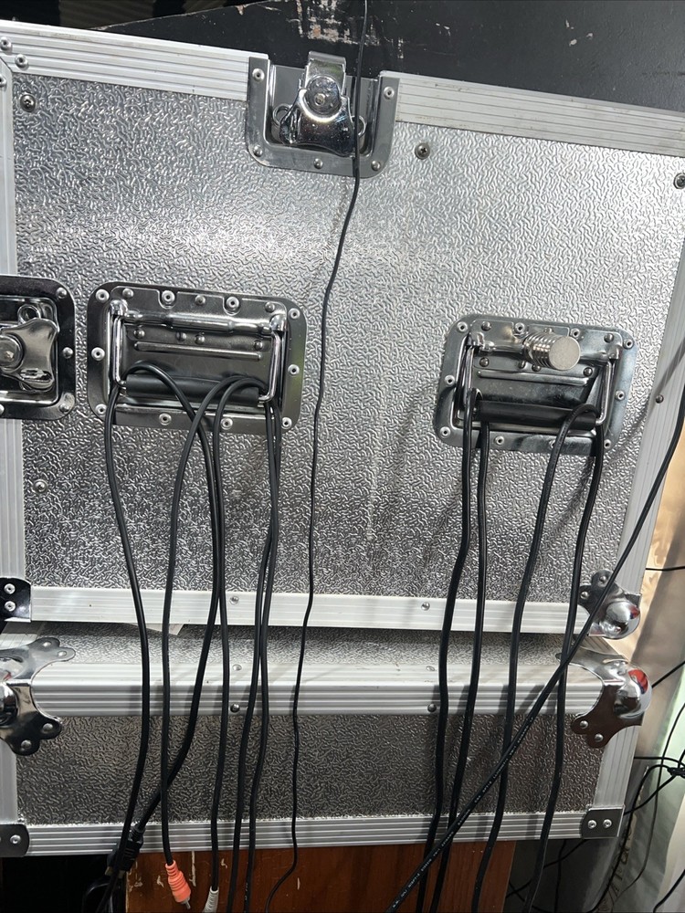 DJ Set with CD Players, Equalizer, Compressor, And Power Amplifier