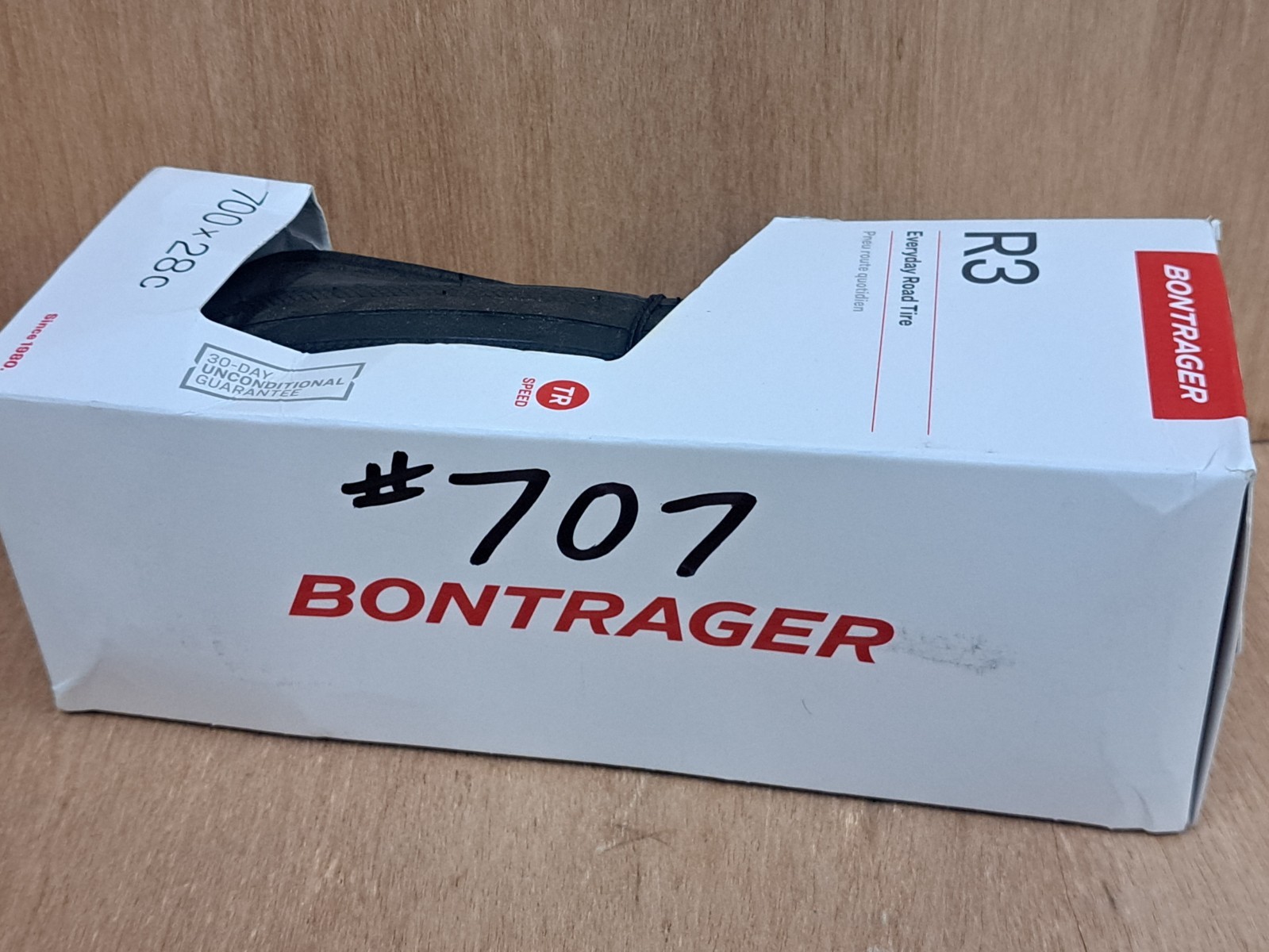 New Bontrager R3 Road Tire / 700 x 28c / TR / 225g / 120 TPI