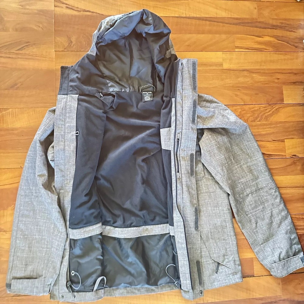 SOLARIS MENS Active ,athletic Rain Jacket Medium Color Gray