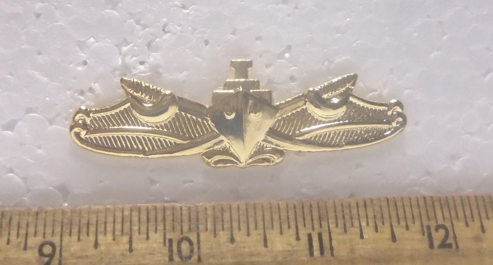 Large US Navy - Surface Warfare Pin